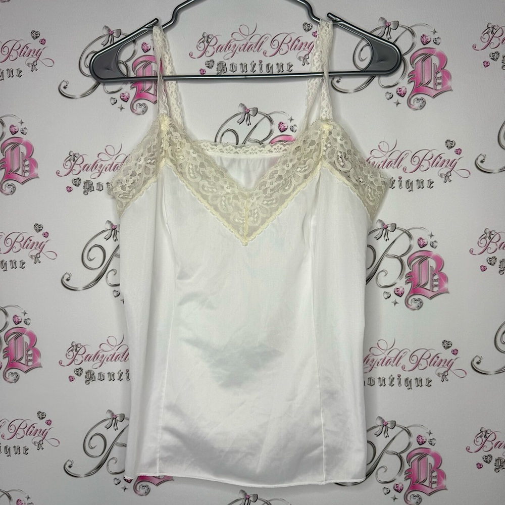 Tank top camisole white lace vintage cream shiny shimmer shirt cami light